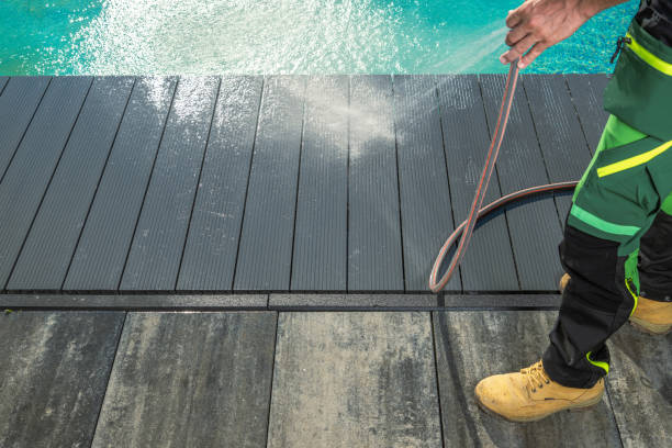 Best Commercial Building Pressure Washing  in Lowell, MA